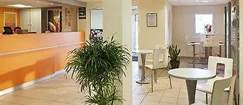 Hotel Première Classe *