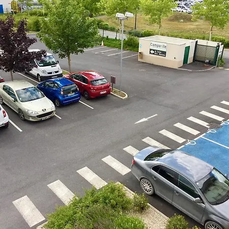 Hotel Première Classe *