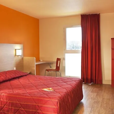 Hotel Première Classe *