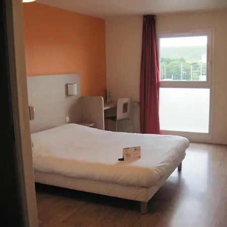 Hotel Première Classe *